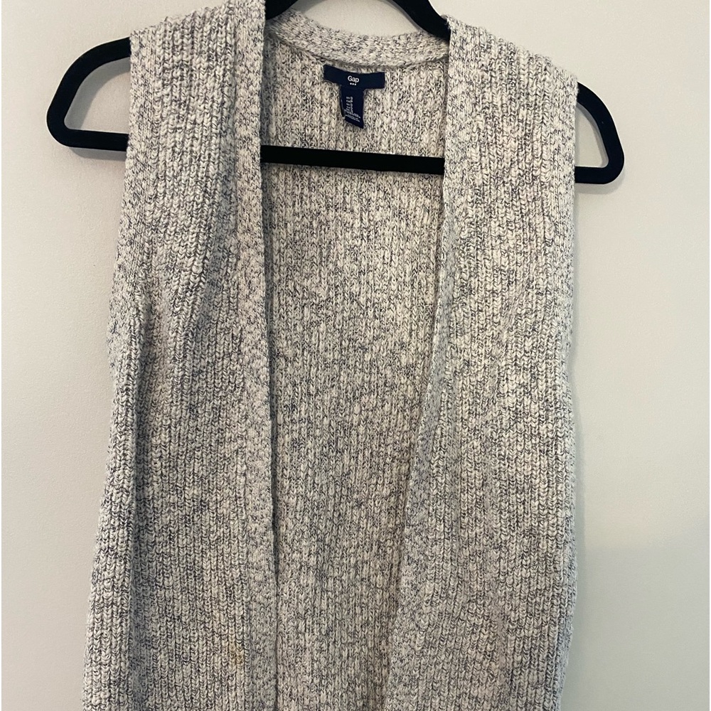 Gap sweater vest